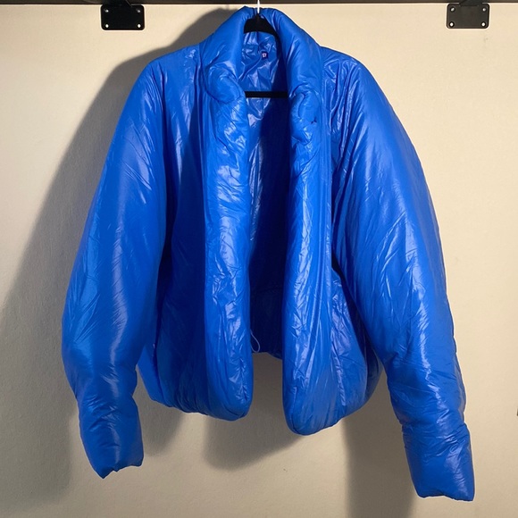 Yeezy Gap Blue Round Puffer Jacket in size Medium